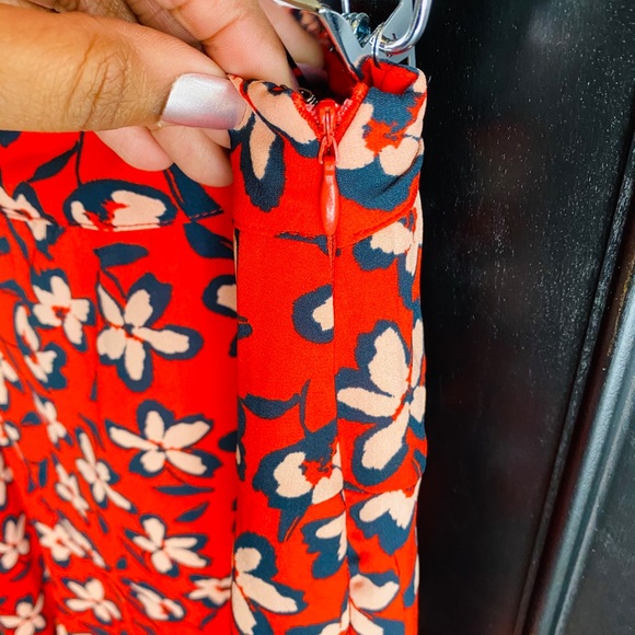 NWT Who What Wear Red Painted Floral Midi Skirt - Picture 2 of 5